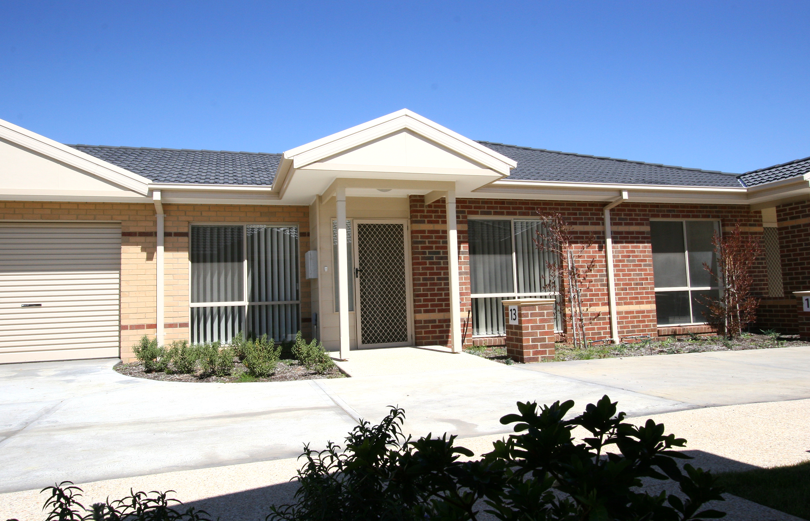 Carrum Downs retirement village exterior