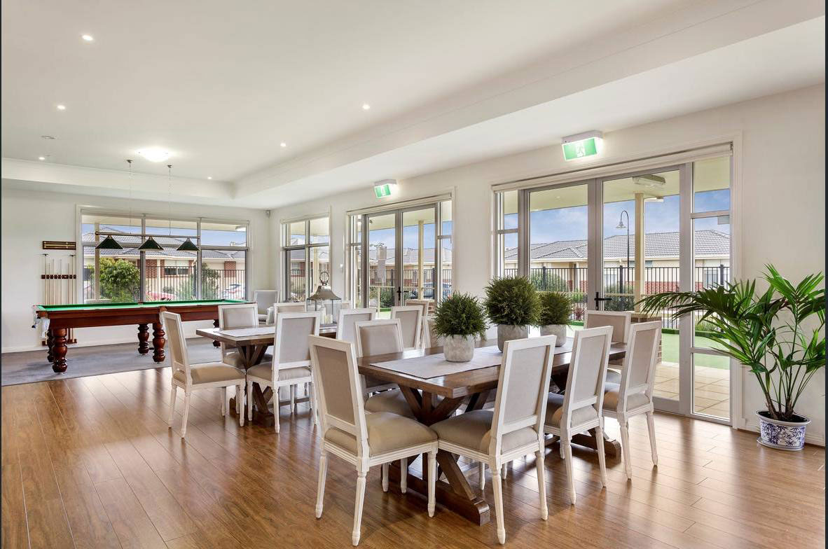 Retirement Village Melbourne: clubhouse lounge with dining and billiards